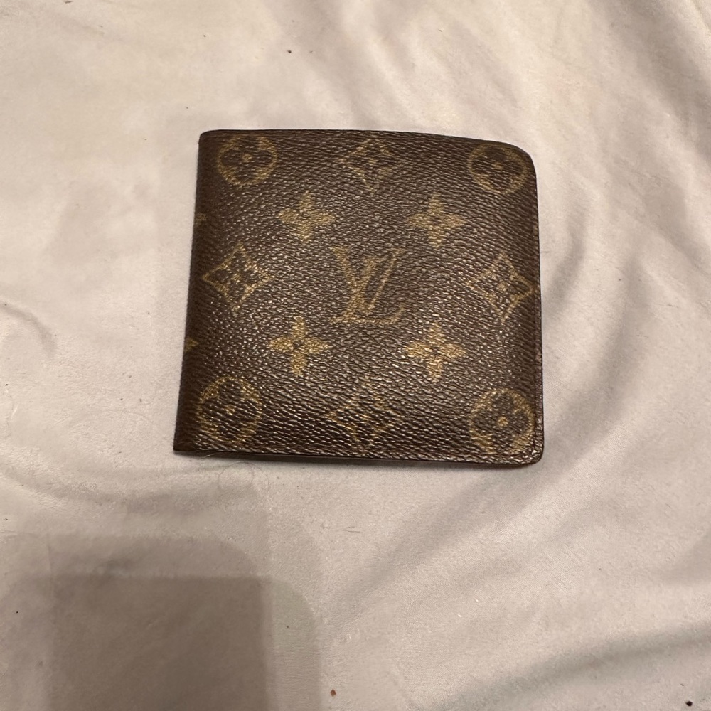 Louis Vuitton men’s wallet